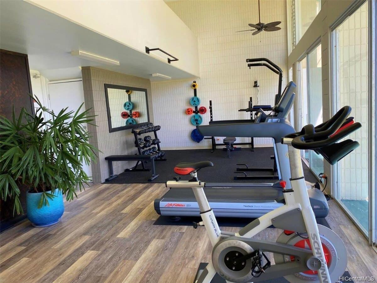 Luxury Beachfront Condo Hau'ula Экстерьер фото